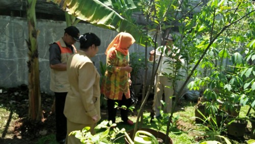Kegiatan Monev KRL di Desa Cileungsi Kidul